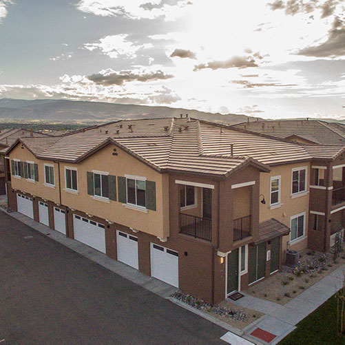 harvest at damonte ranch apartment community with flexbuilding product